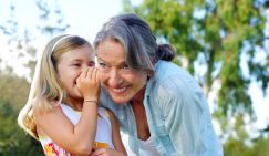 Говорите громче! Почему с возрастом постепенно ухудшается слух и что делать