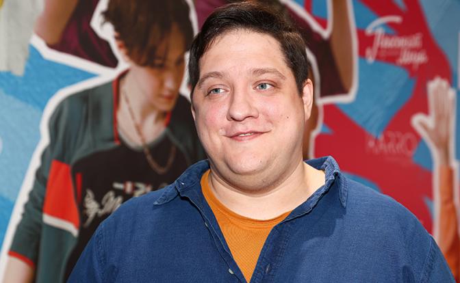 На фото: актер Роман Попов