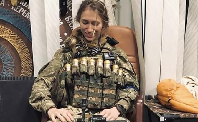 На фото: Джулия Жасмин Шифф