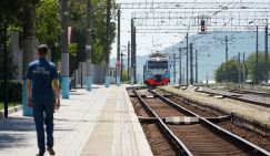 Крым в дыму. Не было бы счастья, да несчастье помогло - тепловозам электричество не нужно