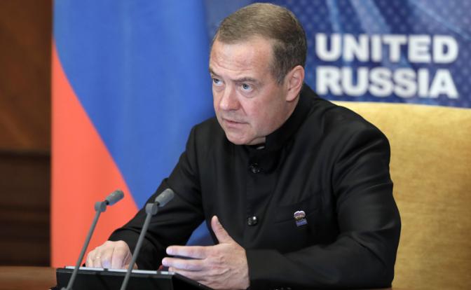 На фото: заместитель председателя Совета безопасности РФ Дмитрий Медведев