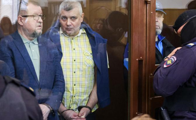 На фото: суд по делу генералов МВД Санкт-Петербурга в Москве