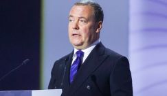 «Подсказка для наркоманского клоуна»: Медведев о «победе» Финляндии над СССР