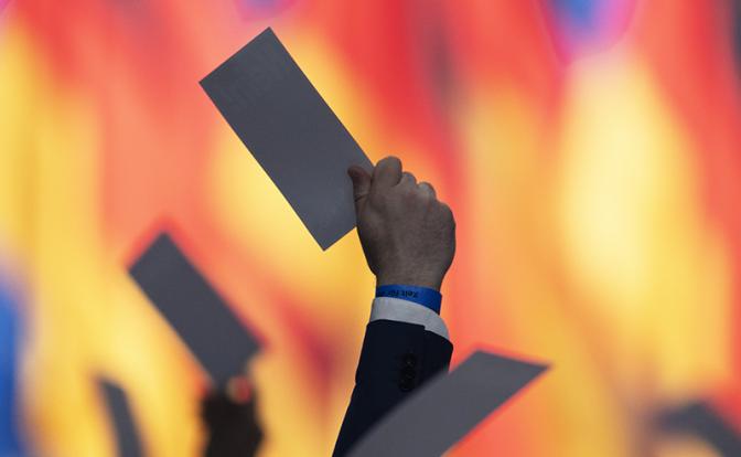 Дожить до 14 сентября: Германию поразил предвыборный мор. Мрет одна партия - "Альтернатива"