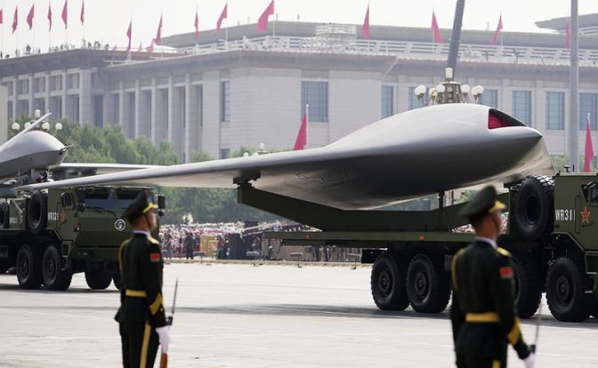 На фото: военный парад в Пекине по случаю 80-й годовщины окончания Второй мировой войны и капитуляции Японии