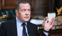 Дмитрий Медведев и украденные активы: На Украине мы и так возьмем, сколько нужно, а британцы пусть гадают, откуда им прилетит