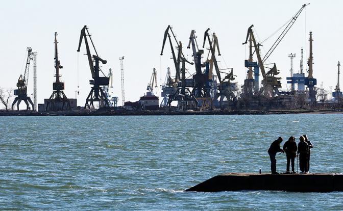 Портовый город: Мариуполь называли морскими воротами Донбасса. Останется ли он таким без «Азовстали»?