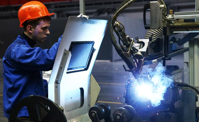 Мучительный процесс: Россию пытаются избавить от нефтяной зависимости суровые генералы ВПК