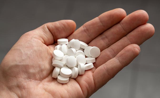 Названо самое опасное лекарство в России