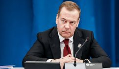 Холодный балтийский душ: Медведев дал понять, что разговор с Финляндией будет продолжен