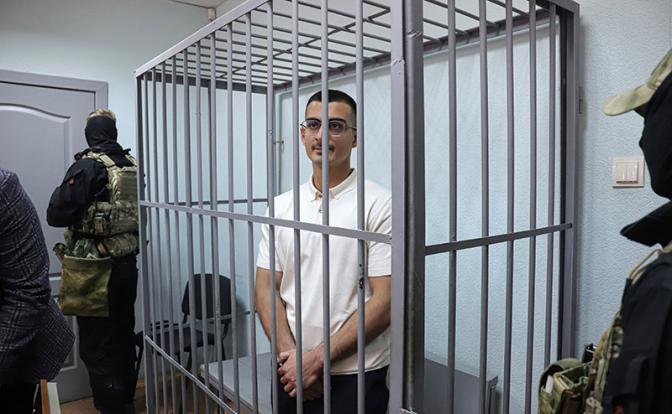 На фото: Мутвалы Шыхлински во время избрания меры пресечения в Ленинском районном суде