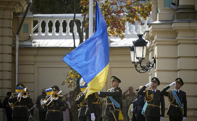 На Украине нашли виновного во всех бедах - оказывается, гимн не такой