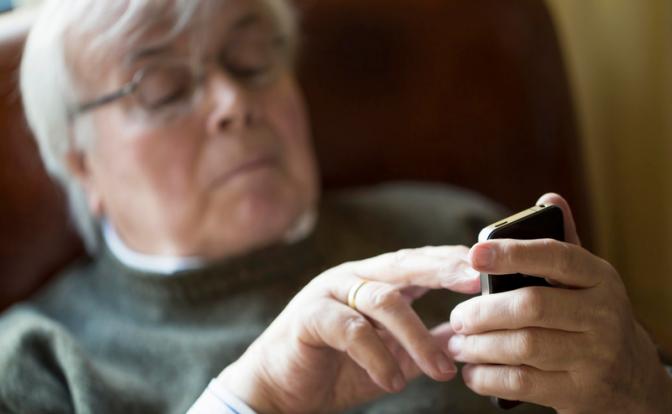 Россиянам рассказали о неожиданном, но эффективном способе борьбы с деменцией