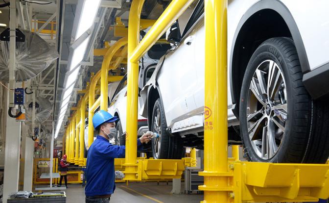 «Построй свою мечту»: Китайский завод BYD производит машин больше всей России в 5 раз