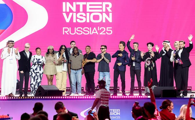 На фото: участники конкурса после проведения жеребьевки Международного музыкального конкурса "Интервидение" 2025