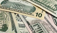 ЦБ сообщил о резком падении курса доллара