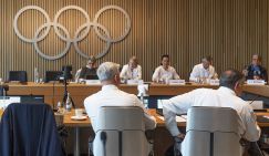 Израиль, Россия и «скандинавские палки» в колеса: МОК вынужден петлять в пунктах Олимпийской хартии