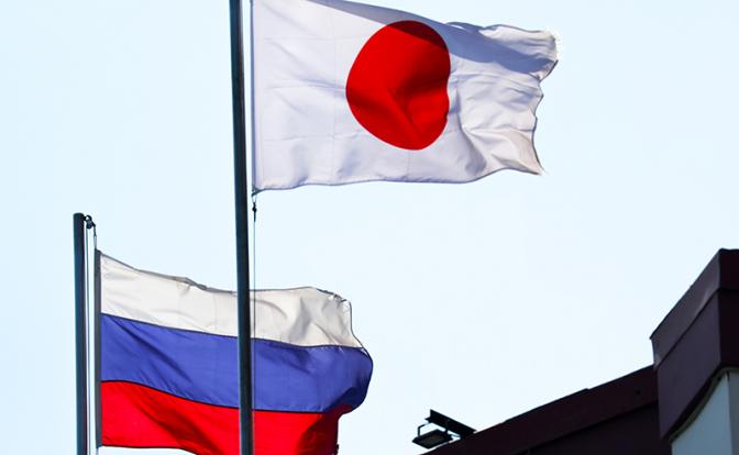 Японские «ястребы» налетели на «Артек». Наш ответ: заменить их автомобили на китайские