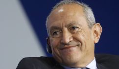 Богатейший арабский бизнесмен решил помочь США деньгами