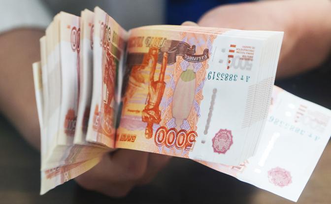 Эксперты оценили данные о зарплатном разрыве между женщинами и мужчинами в РФ