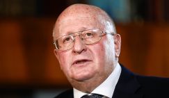 Гинцбург: В России готовы начать лечение рака персонализированными вакцинами