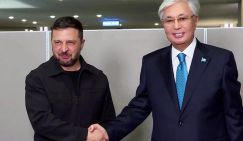 Токаев жмёт руку Зеленскому. Нелояльность союзников по отношению к России зашкаливает