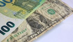 ЦБ сообщил о падении курса доллара: что помогает рублю?