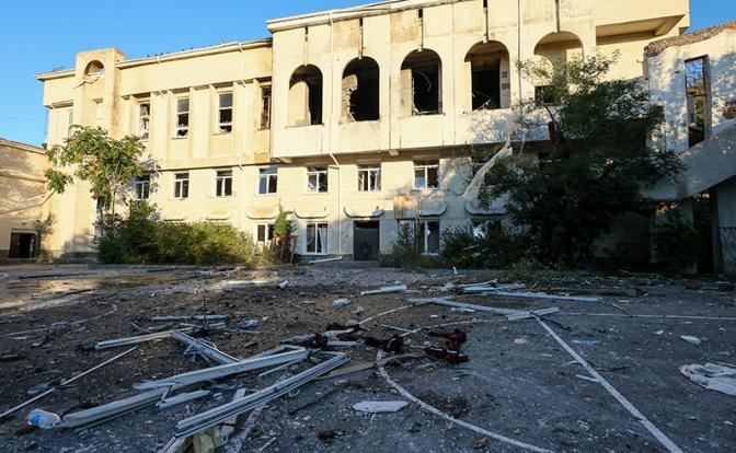 На фото: последствия атаки БПЛА в Крыму