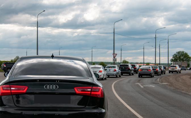 Правительство пересмотрит ответственность за сильную тонировку в машине