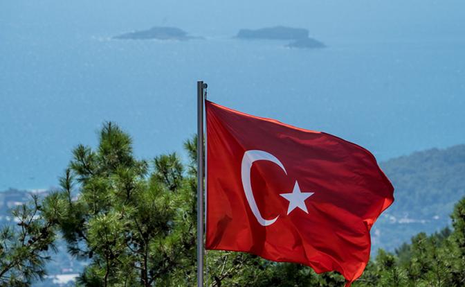 В Турции катер насмерть сбил россиянку