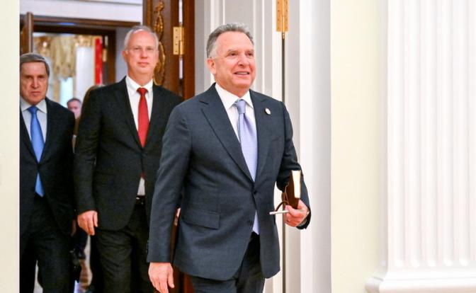 На фото: специальный посланник президента США Стивен Уиткофф.