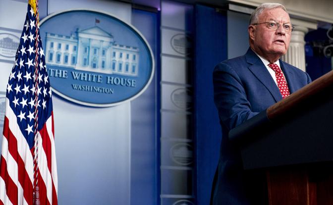 На фото: спецпредставитель Белого дома Кит Келлог