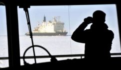 Пока Россия медлит, а Европа выкобенивается, наш Севморпуть учит китайский