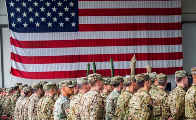 Готовясь к войне с Китаем, Пентагон объявил бой бородачам и «парням в платьях»