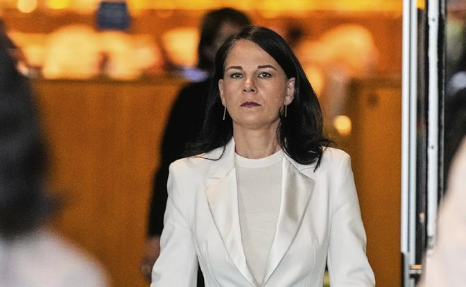 На фото: председатель 80-й сессии Анналена Бербок