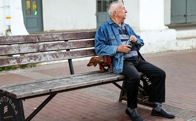 Лет до ста расти нам до пенсии