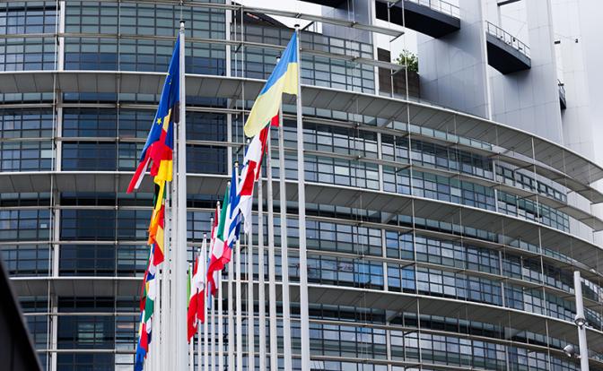 Европа рада бы поквитаться с Россией за Вторую мировую, но – чужими руками