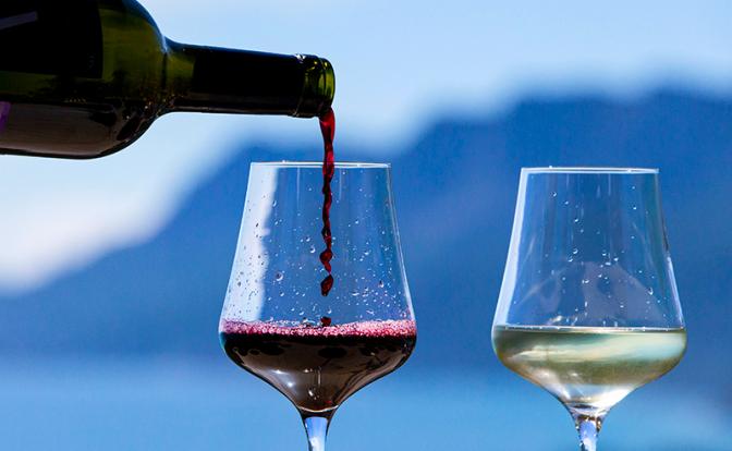 Нарколог предупредил о коварной особенности женского алкоголизма