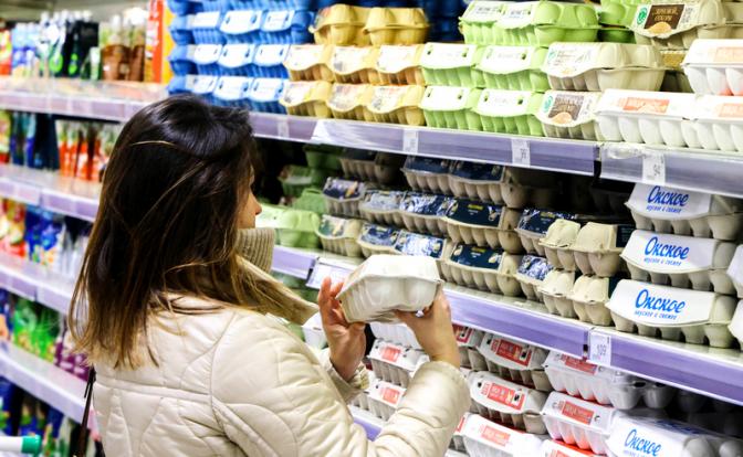 Тайны продуктового рынка: Возвращение яиц к вменяемым ценам - радоваться рано