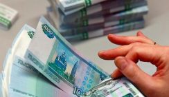 «Придется резать по живому»: Урал душит 20-процентная кредитная удавка. Она затягивается медленно, но неумолимо