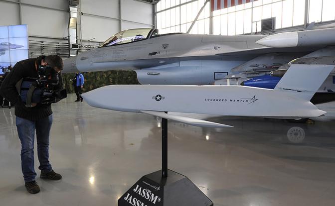 Крах "Святой Джавелины": У Украины талант обесценивать самое хваленое западное оружие