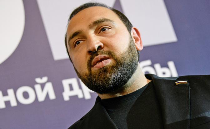 На фото: член комитета Государственной думы по охране здоровья Бийсултан Хамзаев.