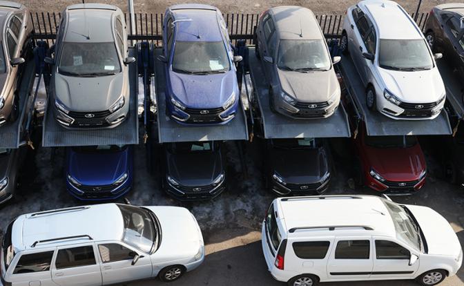 «Хватит грабить свой народ!», "Я патриот, но не идиот": Владивосток послал гневный сигнал Минпромторгу по поводу утильсбора