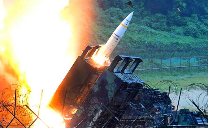 На фото: запуск ракеты Tomahawk.