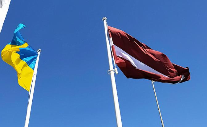 Латвия вслед за Польшей и ФРГ сокращает помощь украинским беженцам