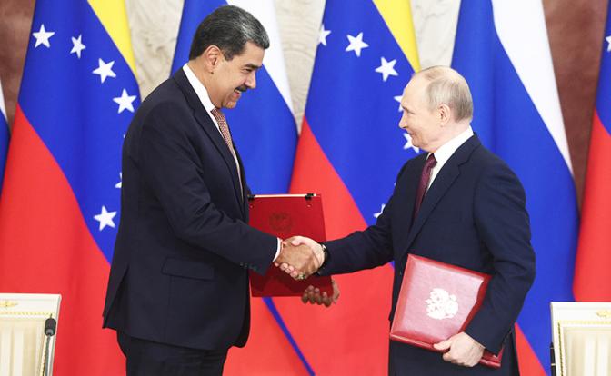 На фото: президент РФ Владимир Путин и президент Венесуэлы Николас Мадуро.