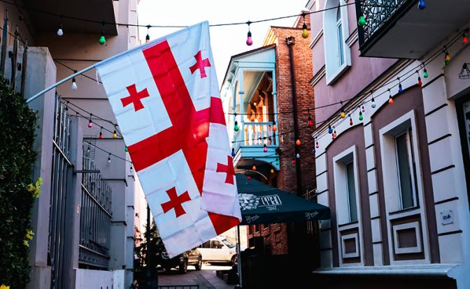 В Грузии задержали пятерых россиян по делу об отмывании миллионов долларов