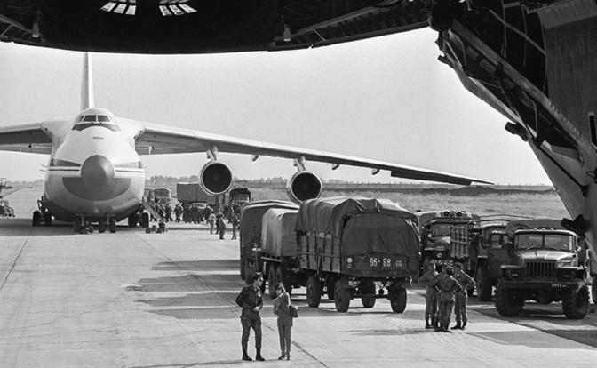 Азербайджанские засады: Баку бросил десант, чтобы перерезать 22-й бригаде спецназа путь к своим