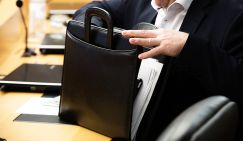 Денис Сидоров, КПРФ: «Единая Россия» ругается меж собой, а начало отопительного сезона у нас в Рязани провалили