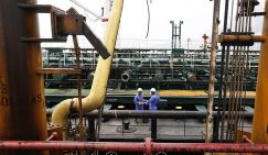 «Это не русская нефть, она добыта в Сингапуре!»: Хитрые индусы от поставок из России отказываться не намерены
